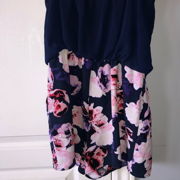 Guess romper shorts - Picture 6 of 9